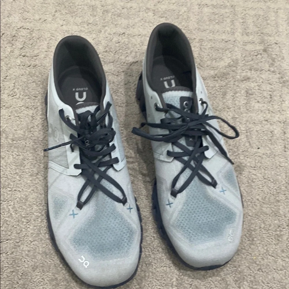 NWOT On Cloud Mens Running Light Gray Cloud X Athletic Shoes - Picture 2 of 5